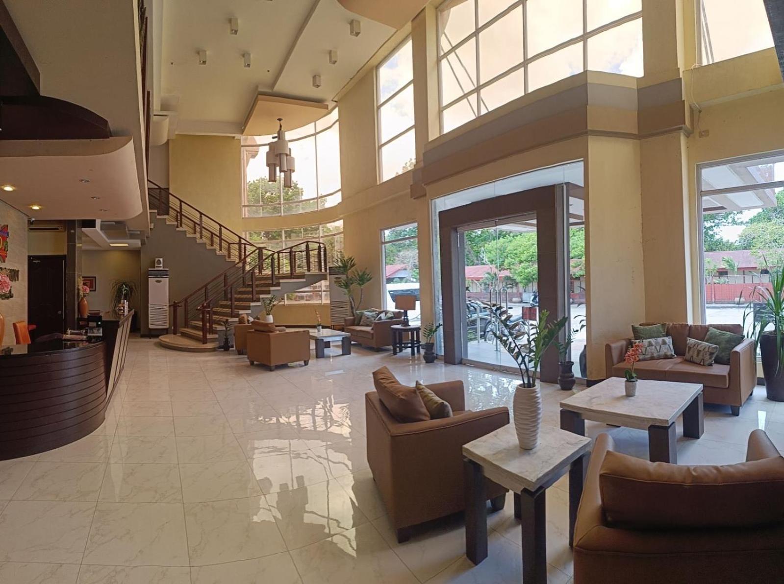 Mo2 Westown Hotel - Mandalagan Bacolod Buitenkant foto